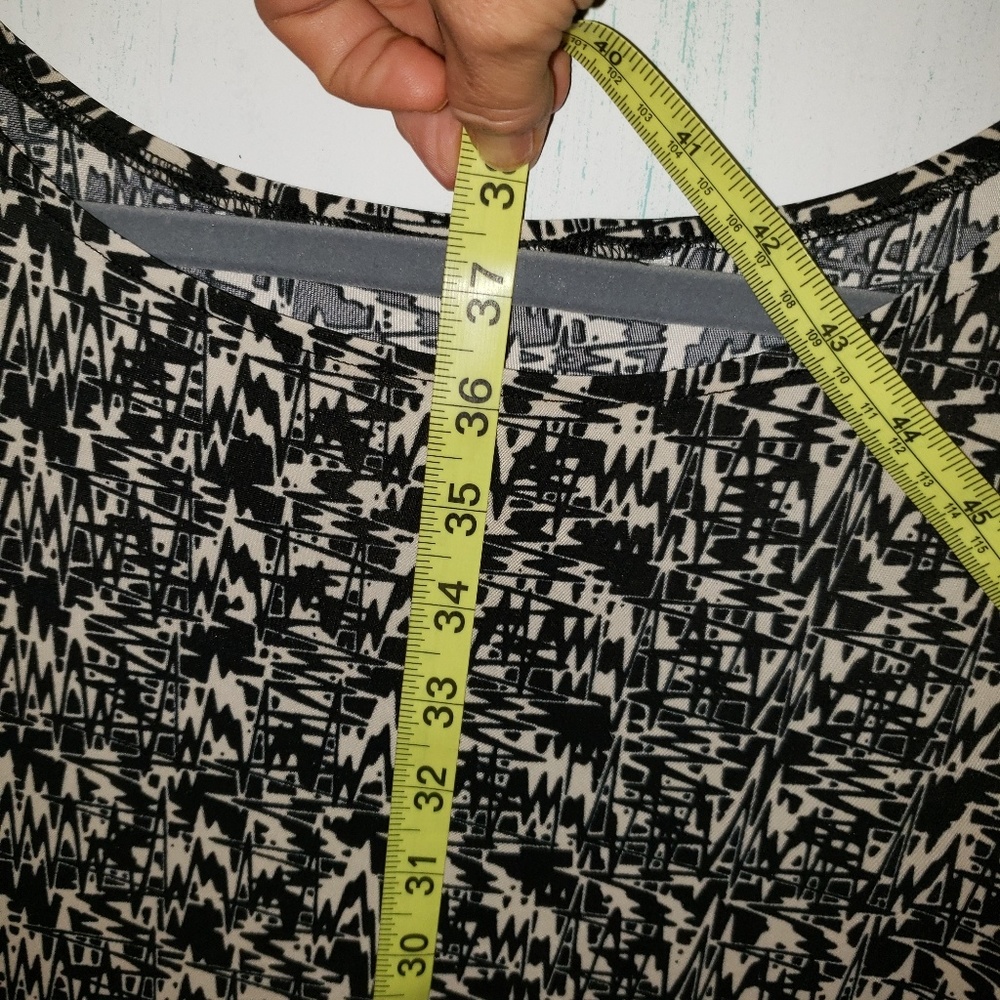 Dress - Picture 3 of 5
